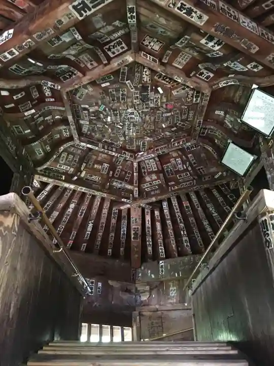 円通三匝堂(さざえ堂)のその他建物