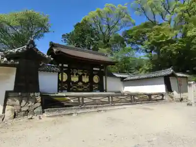 醍醐寺の山門・神門