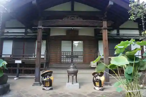 無量寺の本殿・本堂