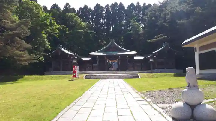 函館護國神社の本殿・本堂