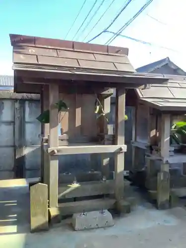 神明社（楽田横町）の末社・摂社