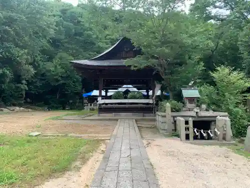 關蝉丸神社下社の本殿・本堂
