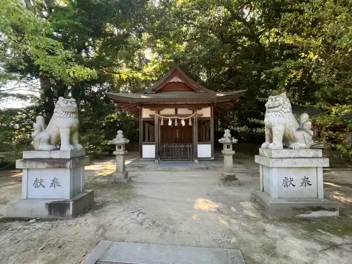 大山祇神社の{uncategorized: "未分類", other: "その他", undefined: "問題あり", building: "その他建物", grave: "お墓", sacred_gate: "鳥居", guardian: "狛犬", statue: "像", buddha: "仏像", history: "歴史", nature: "自然", garden: "庭園", animal: "動物", pagoda: "塔", temizu: "手水舎", mountain_gate: "山門・神門", sanctuary: "本殿・本堂", subordinate: "末社・摂社", art: "芸術", scenery: "景色", jizo: "地蔵", ema: "絵馬", goshuin: "御朱印", omikuji: "おみくじ", items: "授与品その他", amulet: "お守り", goshuincho: "御朱印帳", eats: "食事", festival: "お祭り", votive_dance: "神楽", shichigosan: "七五三参", wedding: "結婚式", experience: "体験その他", initially: "初詣", around: "周辺", anti_infection: "感染症対策"}
