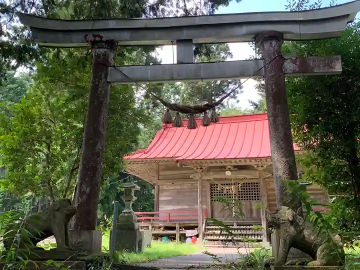 瀧神社の本殿・本堂