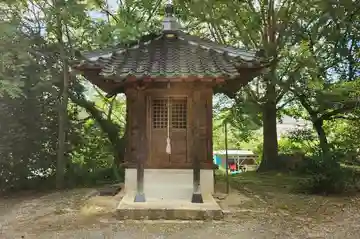 お春地蔵尊のその他建物