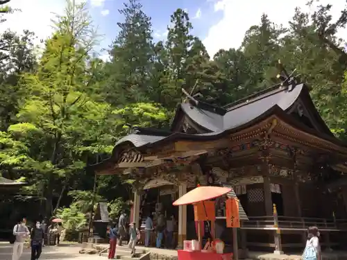 宝登山神社の本殿・本堂