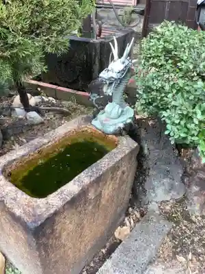 西光寺の手水舎