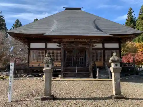 願成寺の本殿・本堂