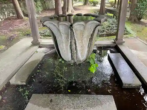 野田神社の手水舎