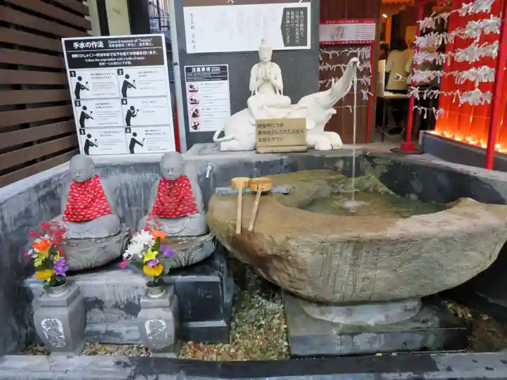 万松寺の手水舎