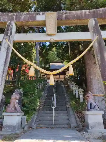 八王子神社の鳥居