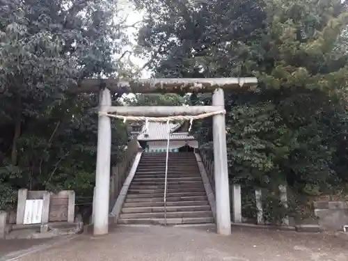 白鳥神社の鳥居