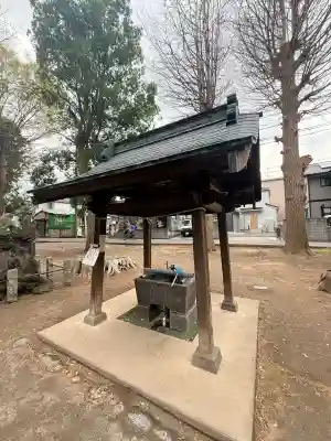 氷川神社の{uncategorized: "未分類", other: "その他", undefined: "問題あり", building: "その他建物", grave: "お墓", sacred_gate: "鳥居", guardian: "狛犬", statue: "像", buddha: "仏像", history: "歴史", nature: "自然", garden: "庭園", animal: "動物", pagoda: "塔", temizu: "手水舎", mountain_gate: "山門・神門", sanctuary: "本殿・本堂", subordinate: "末社・摂社", art: "芸術", scenery: "景色", jizo: "地蔵", ema: "絵馬", goshuin: "御朱印", omikuji: "おみくじ", items: "授与品その他", amulet: "お守り", goshuincho: "御朱印帳", eats: "食事", festival: "お祭り", votive_dance: "神楽", shichigosan: "七五三参", wedding: "結婚式", experience: "体験その他", initially: "初詣", around: "周辺", anti_infection: "感染症対策"}