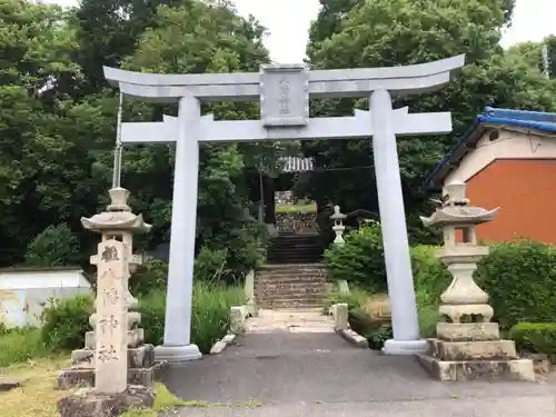 神吉八幡神社の鳥居