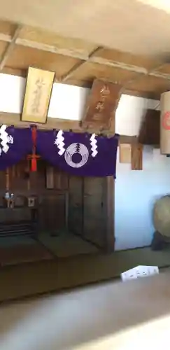 小泉神社の本殿・本堂