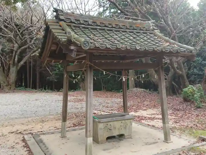 永野神社の手水舎