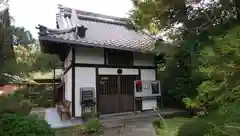 明暗寺の本殿