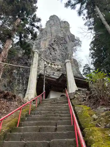 中之嶽神社の本殿