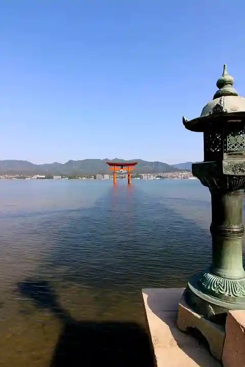 厳島神社(広島県)