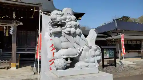 八街神社の狛犬