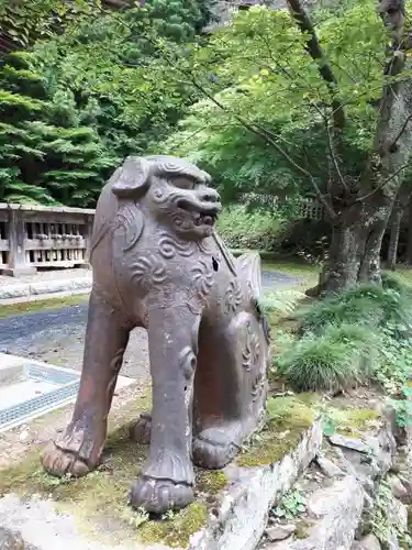 黒石寺の狛犬