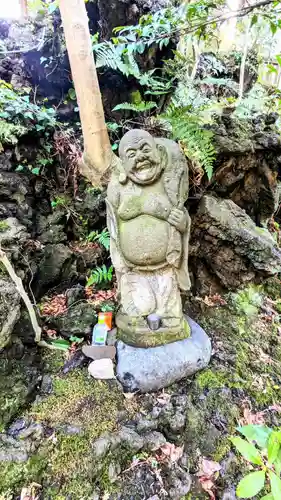 赤坂氷川神社の像