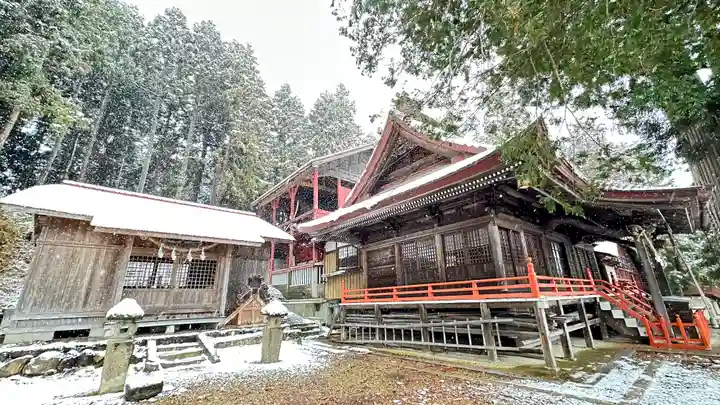 鼬幣稲荷神社(岩手県)