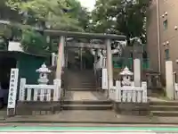 (芝生)浅間神社の鳥居