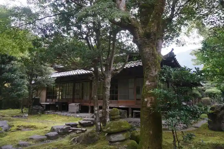 栖賢寺の本殿・本堂