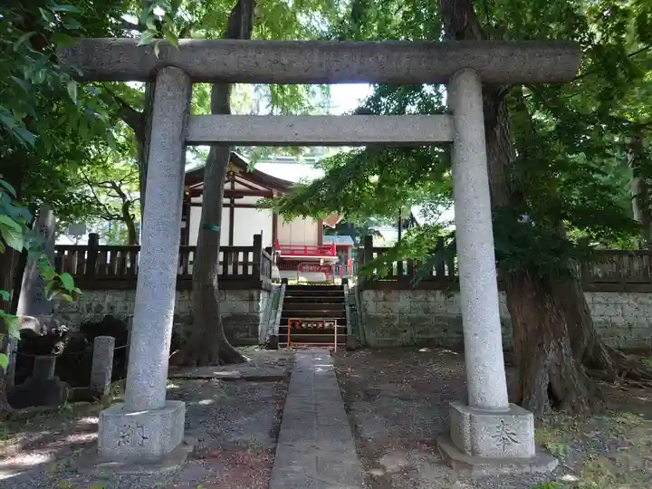 用賀神社の鳥居