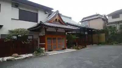 長明寺の本殿・本堂