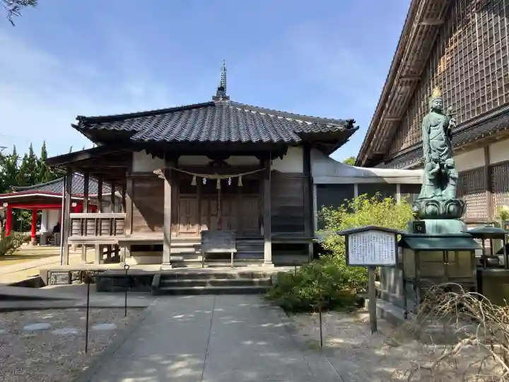 正覚院の{uncategorized: "未分類", other: "その他", undefined: "問題あり", building: "その他建物", grave: "お墓", sacred_gate: "鳥居", guardian: "狛犬", statue: "像", buddha: "仏像", history: "歴史", nature: "自然", garden: "庭園", animal: "動物", pagoda: "塔", temizu: "手水舎", mountain_gate: "山門・神門", sanctuary: "本殿・本堂", subordinate: "末社・摂社", art: "芸術", scenery: "景色", jizo: "地蔵", ema: "絵馬", goshuin: "御朱印", omikuji: "おみくじ", items: "授与品その他", amulet: "お守り", goshuincho: "御朱印帳", eats: "食事", festival: "お祭り", votive_dance: "神楽", shichigosan: "七五三参", wedding: "結婚式", experience: "体験その他", initially: "初詣", around: "周辺", anti_infection: "感染症対策"}