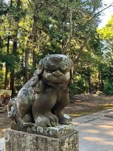 蛟蝄神社奥の宮の狛犬