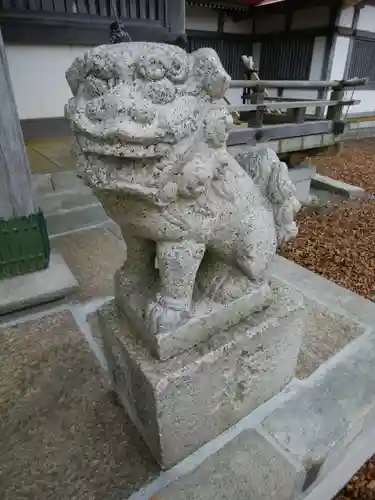 釧路一之宮 厳島神社の狛犬