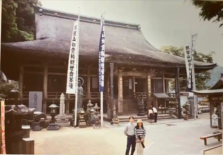 青岸渡寺の本殿・本堂