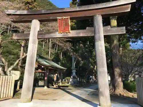 高麗神社の鳥居