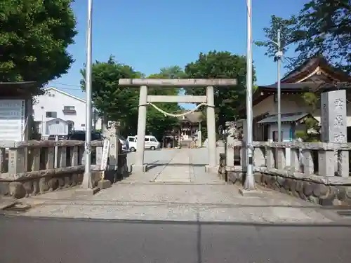 栗原神社の鳥居