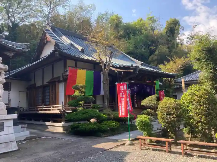 真福寺の{uncategorized: "未分類", other: "その他", undefined: "問題あり", building: "その他建物", grave: "お墓", sacred_gate: "鳥居", guardian: "狛犬", statue: "像", buddha: "仏像", history: "歴史", nature: "自然", garden: "庭園", animal: "動物", pagoda: "塔", temizu: "手水舎", mountain_gate: "山門・神門", sanctuary: "本殿・本堂", subordinate: "末社・摂社", art: "芸術", scenery: "景色", jizo: "地蔵", ema: "絵馬", goshuin: "御朱印", omikuji: "おみくじ", items: "授与品その他", amulet: "お守り", goshuincho: "御朱印帳", eats: "食事", festival: "お祭り", votive_dance: "神楽", shichigosan: "七五三参", wedding: "結婚式", experience: "体験その他", initially: "初詣", around: "周辺", anti_infection: "感染症対策"}