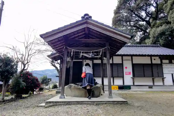五社神社の手水舎