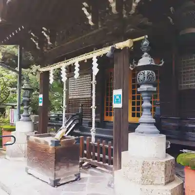 三囲神社の本殿・本堂