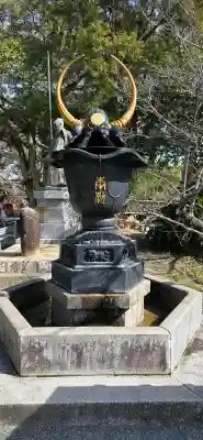光雲神社の{uncategorized: "未分類", other: "その他", undefined: "問題あり", building: "その他建物", grave: "お墓", sacred_gate: "鳥居", guardian: "狛犬", statue: "像", buddha: "仏像", history: "歴史", nature: "自然", garden: "庭園", animal: "動物", pagoda: "塔", temizu: "手水舎", mountain_gate: "山門・神門", sanctuary: "本殿・本堂", subordinate: "末社・摂社", art: "芸術", scenery: "景色", jizo: "地蔵", ema: "絵馬", goshuin: "御朱印", omikuji: "おみくじ", items: "授与品その他", amulet: "お守り", goshuincho: "御朱印帳", eats: "食事", festival: "お祭り", votive_dance: "神楽", shichigosan: "七五三参", wedding: "結婚式", experience: "体験その他", initially: "初詣", around: "周辺", anti_infection: "感染症対策"}
