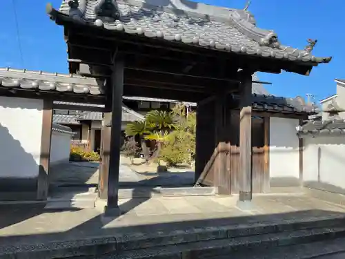 円乗寺の山門・神門