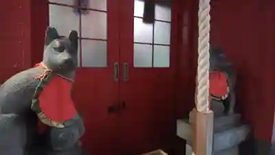 豊岩稲荷神社の狛犬