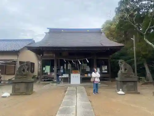 椿ノ海　水神社の{uncategorized: "未分類", other: "その他", undefined: "問題あり", building: "その他建物", grave: "お墓", sacred_gate: "鳥居", guardian: "狛犬", statue: "像", buddha: "仏像", history: "歴史", nature: "自然", garden: "庭園", animal: "動物", pagoda: "塔", temizu: "手水舎", mountain_gate: "山門・神門", sanctuary: "本殿・本堂", subordinate: "末社・摂社", art: "芸術", scenery: "景色", jizo: "地蔵", ema: "絵馬", goshuin: "御朱印", omikuji: "おみくじ", items: "授与品その他", amulet: "お守り", goshuincho: "御朱印帳", eats: "食事", festival: "お祭り", votive_dance: "神楽", shichigosan: "七五三参", wedding: "結婚式", experience: "体験その他", initially: "初詣", around: "周辺", anti_infection: "感染症対策"}
