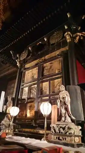 財賀寺の本殿