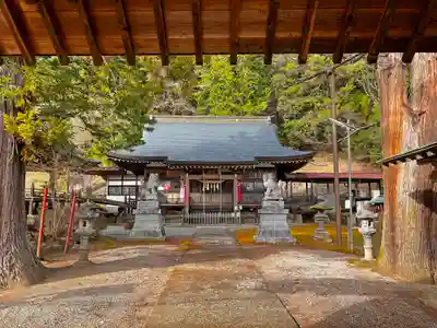 穂見諏訪十五所神社の本殿・本堂