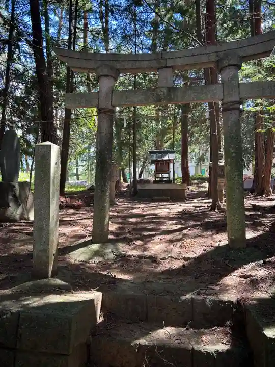 ニ柱神社(長野県)