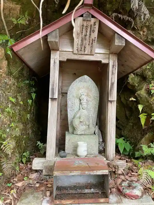 華厳寺奥之院(岐阜県)
