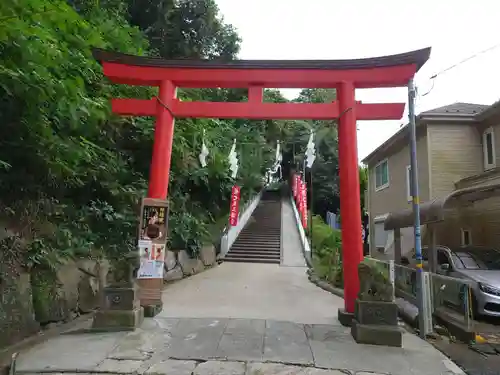 富岡八幡宮の鳥居