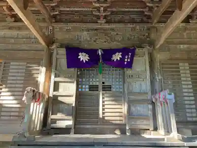 岩殿寺の本殿・本堂